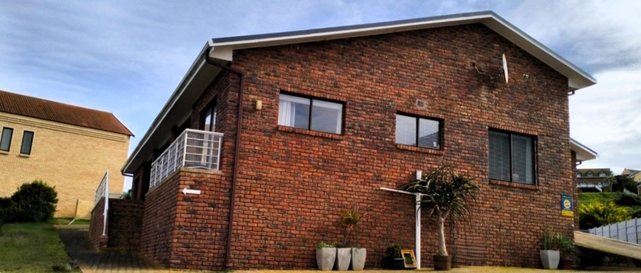 5 Bedroom Property for Sale in Dana Bay Western Cape